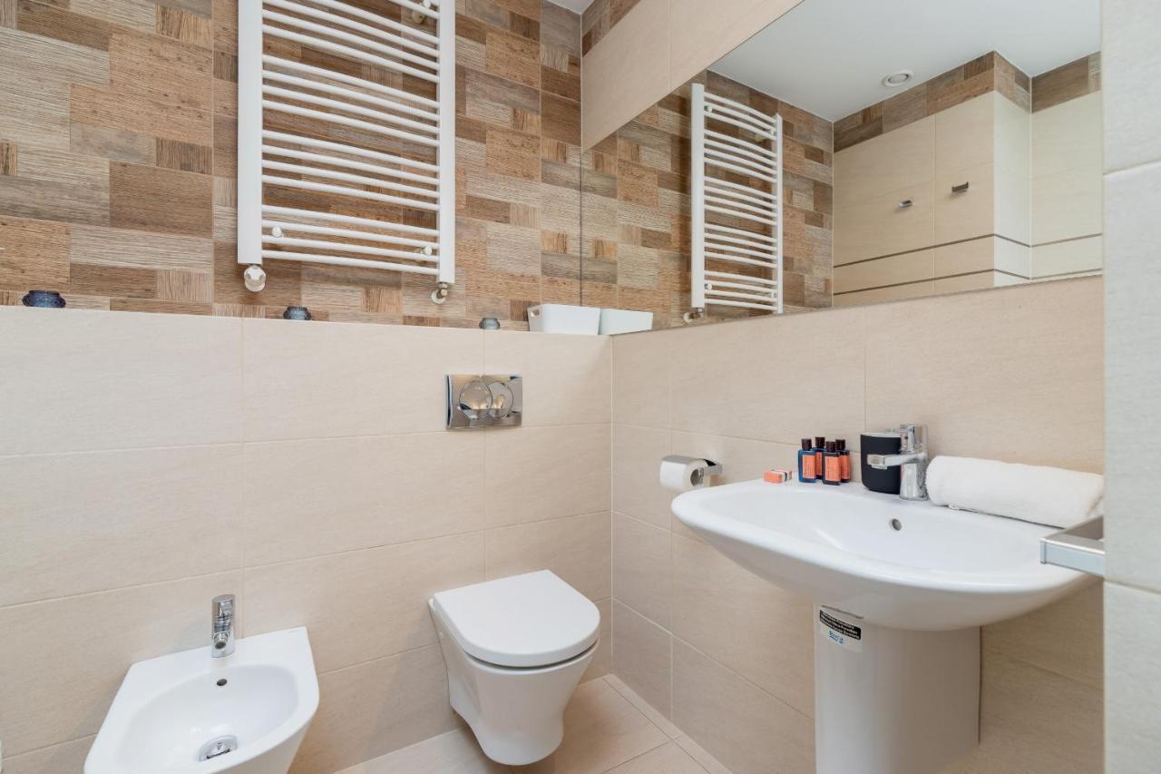 Politechnika Krakowska Apartment By Renters Prestige المظهر الخارجي الصورة
